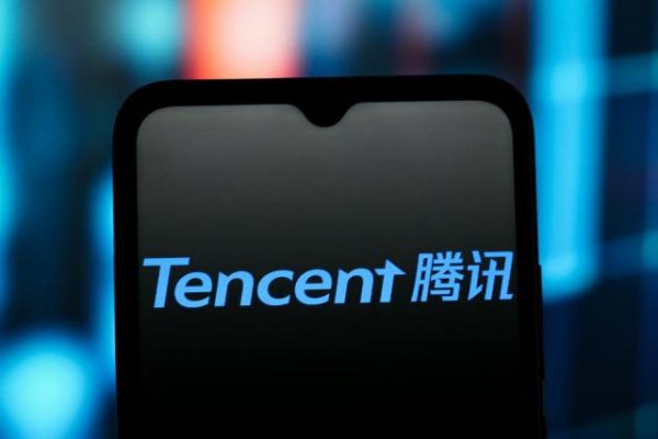 通弘网  腾讯Q2资本开支同比大增119%，AI投入会否带来压力？总裁刘炽平：会更精明地花钱