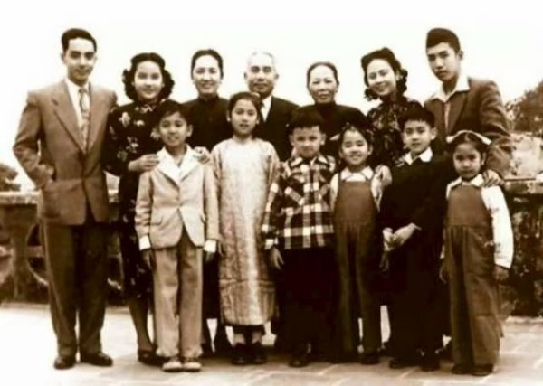 乐发 从上海到香港，粤籍影人如何谱写抗战“银幕史诗”？